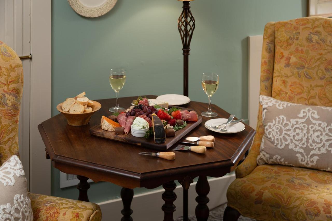 Inn At Woodhaven-In The Heart Of The Bourbon Trail-Over 12 Distilleries Nearby Луїсвілл Екстер'єр фото